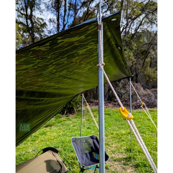CAMOUFLAGE TARPAULIN