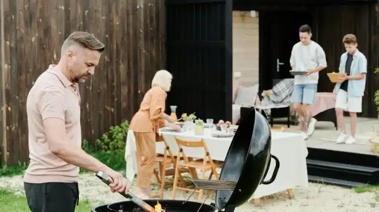 Grill Ready Year-Round: Why a BBQ Cover Is Essential for Outdoor Cooking Enthusiasts
