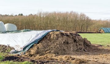Silage Tarp vs Plastic Sheeting: What Works Better for Moisture and Fermentation Control?