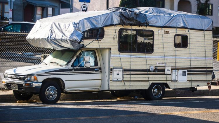 How to Secure a Tarp Over Your Caravan or Campervan