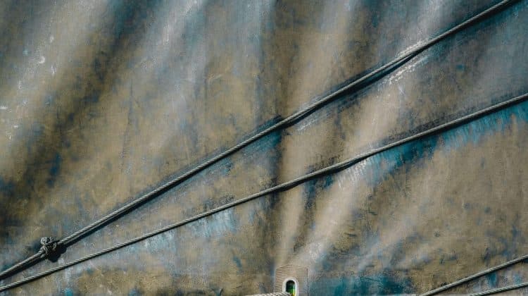 Tarp Accessories Guide: Ropes, Bungees, Grommets for Aussie Winds